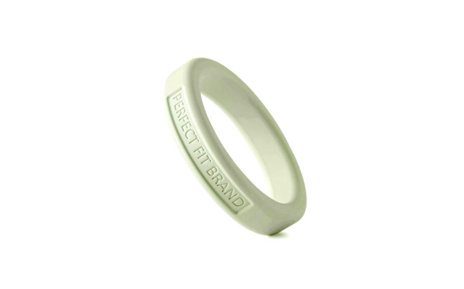 Classic Silicone Medium Stretch Penis Ring 44mm Glow In The Dark