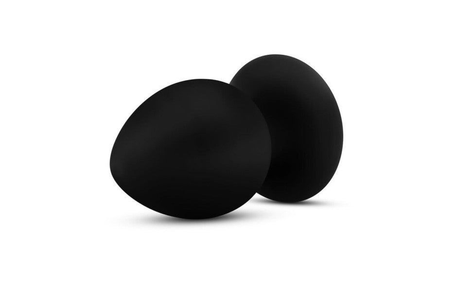Anal Adventures Platinum Silicone Anal Stout Plug Large