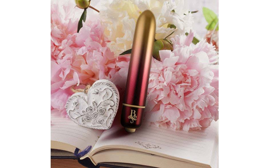 Boudoir Debutante Bullet