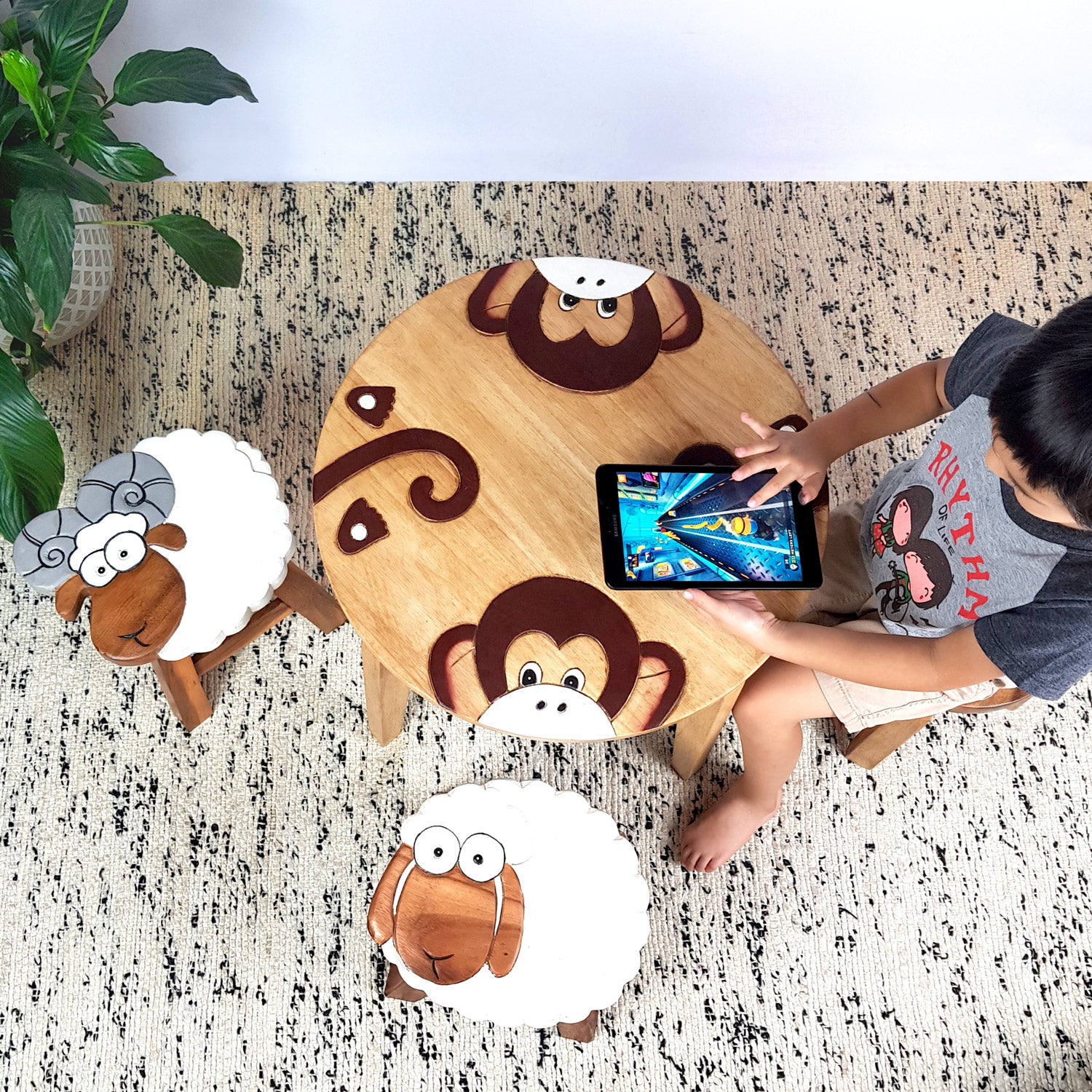 Kids monkey table with ram and sheep animal stools in solid rubberwood