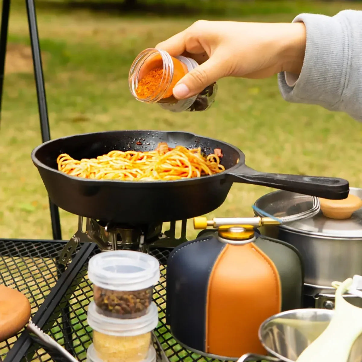 5PCS Outdoor Camping Spice Container Set Travel BBQ Seasoning Storage Box Use - White